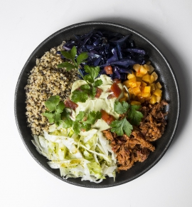 Burita bowl su kiaulienos carnitas